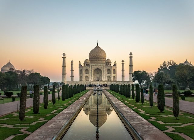 TAJ MAHAL AGRA INDIA